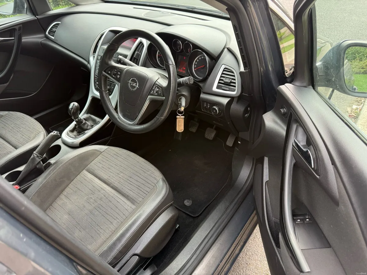 Opel astra for sale 1.4p - Image 4