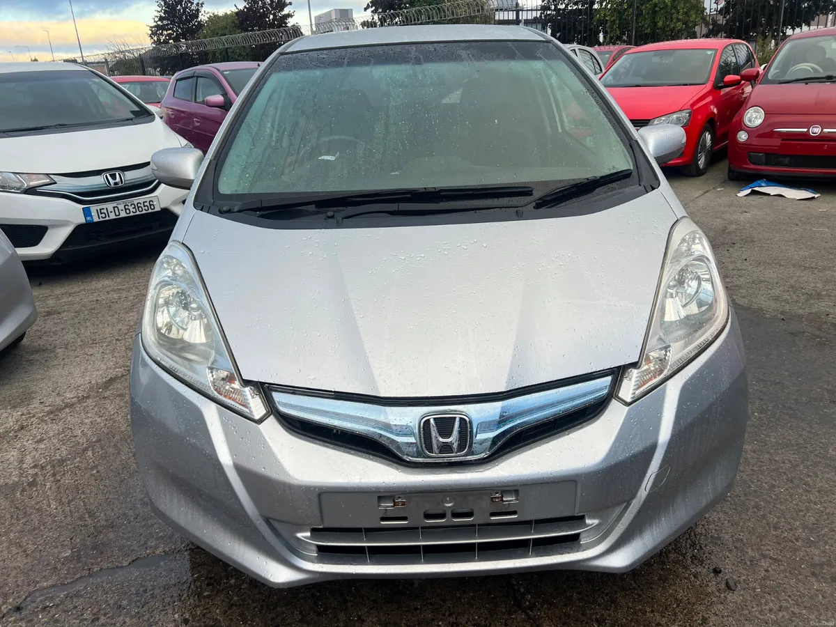 Honda Fit 2012 Automatic/ New Nct / warranty - Image 3