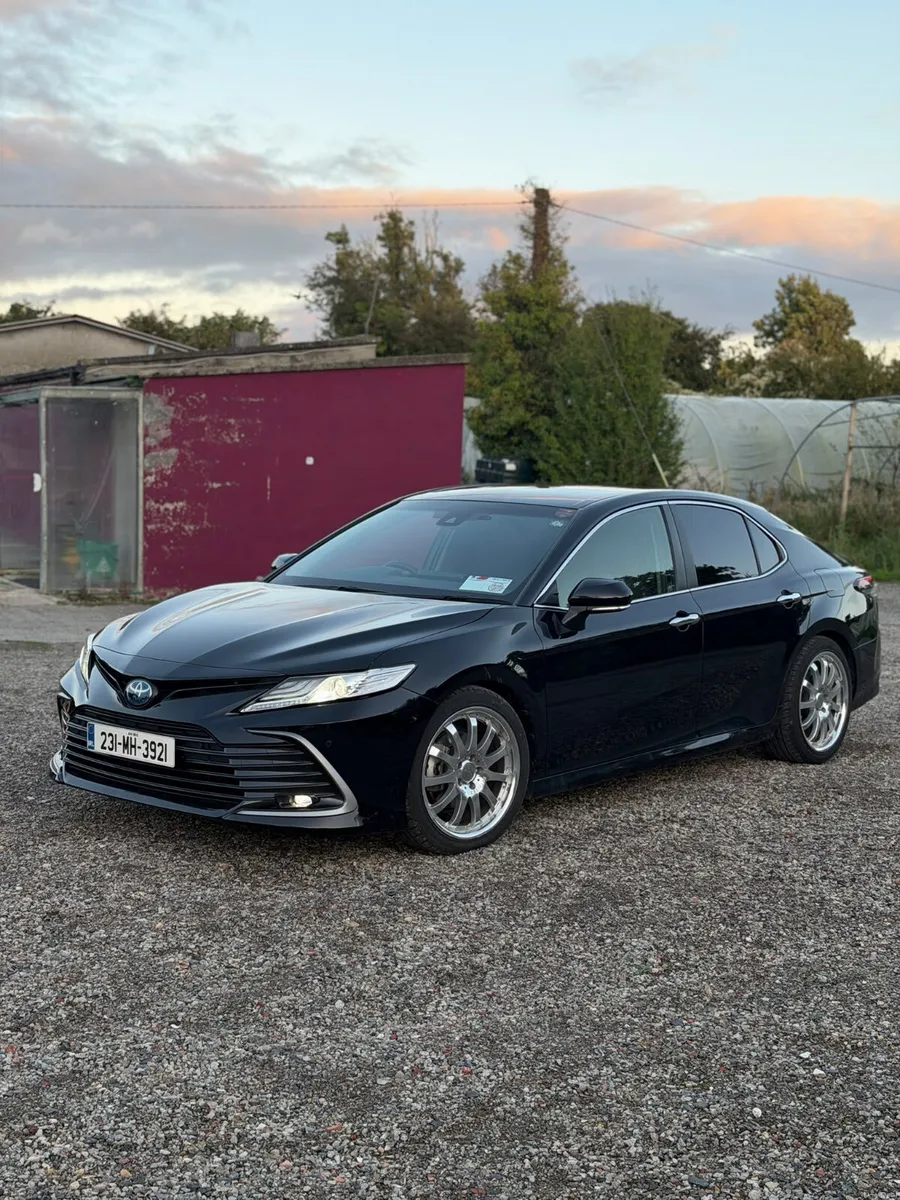 2023 Toyota Camry 14k Kms - Image 2