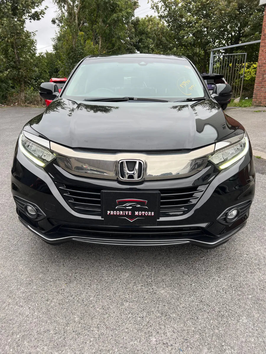2018 Honda Vezel 1.5L Hybrid - Image 1