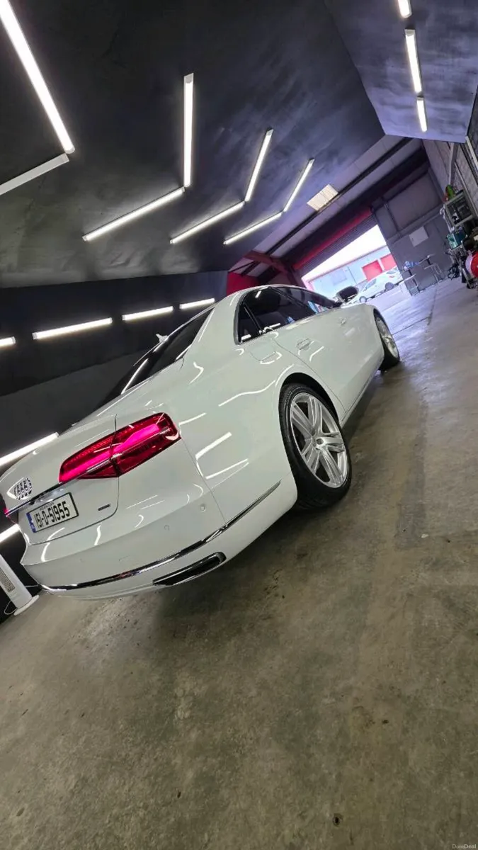 Audi A8 3.0 executive - Image 3