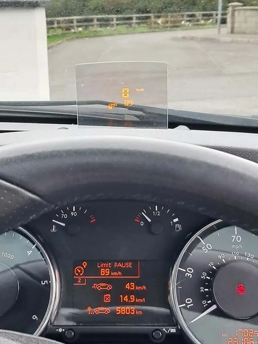 2013 Peugeot 5008 - Image 3