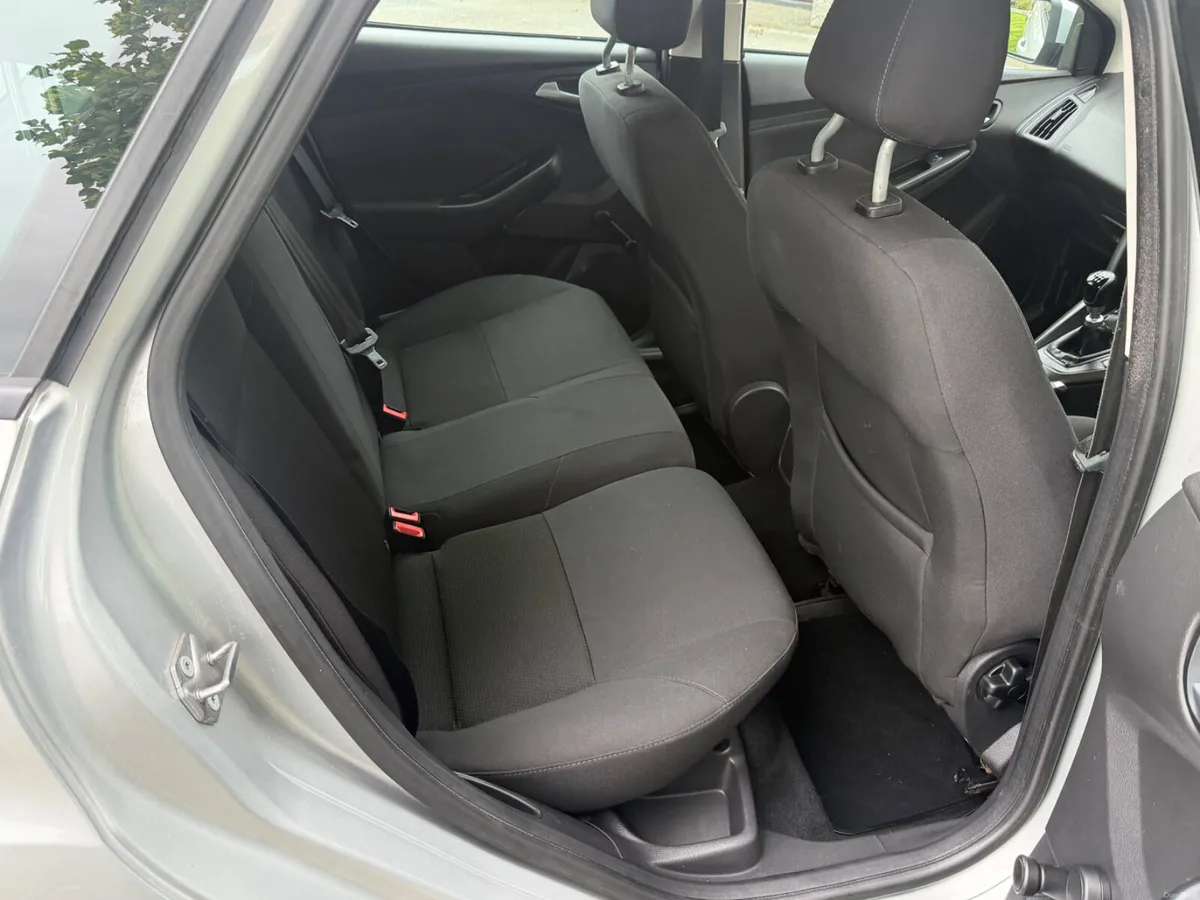 Ford Focus 2017 - Image 6