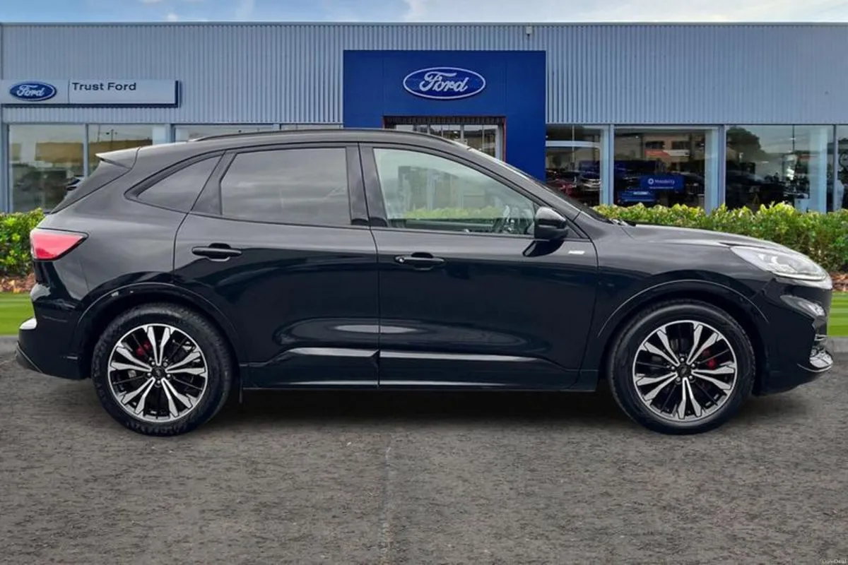 Ford Kuga 2.5 FHEV ST-Line X Edition 5dr CVT - Image 3