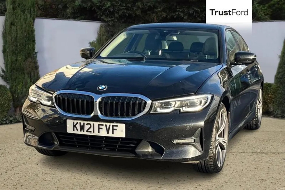 BMW 3-Series 320i Sport 4dr Step Auto - Image 5