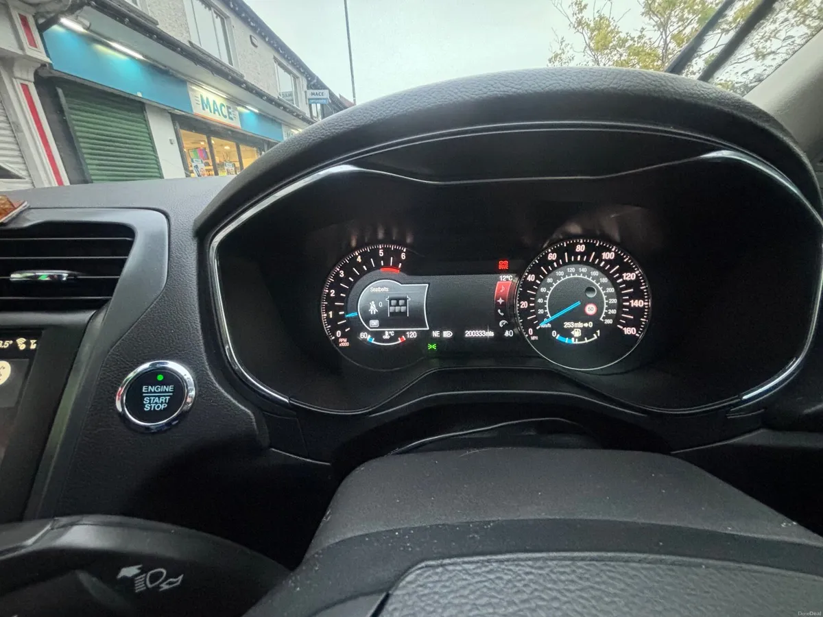 Ford Mondeo 2016 - Image 2