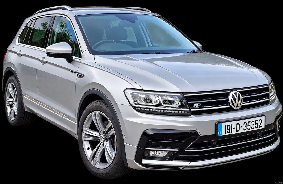 Tiguan R-LINE. only 98k,  PAN Sunroof + more - Image 1