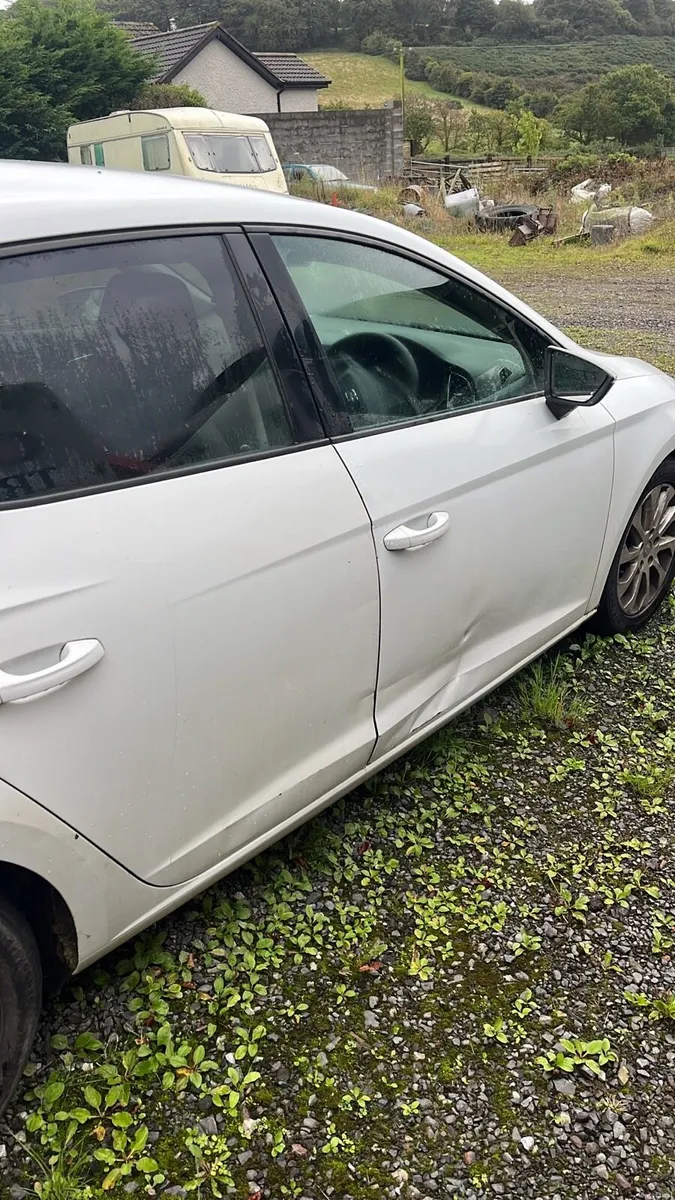 Seat Leon se trim for breaking/ sell as is - Image 4