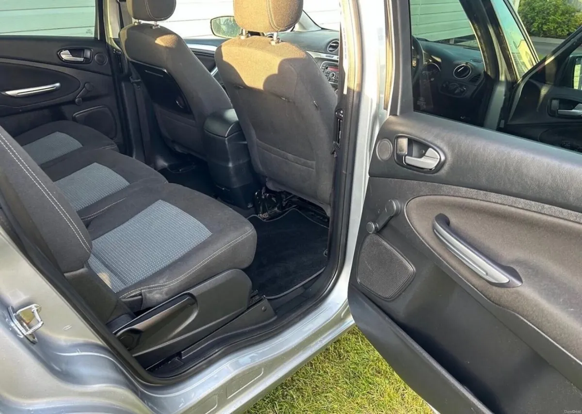 Ford Galaxy 2014 - Image 5