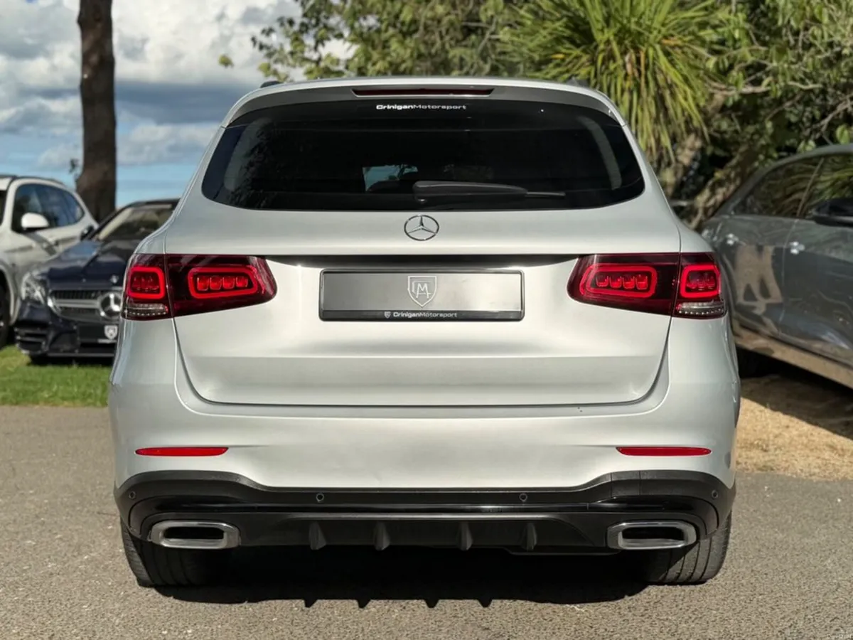 Mercedes-Benz GLC 220d AMG Sport Night Edition - Image 5