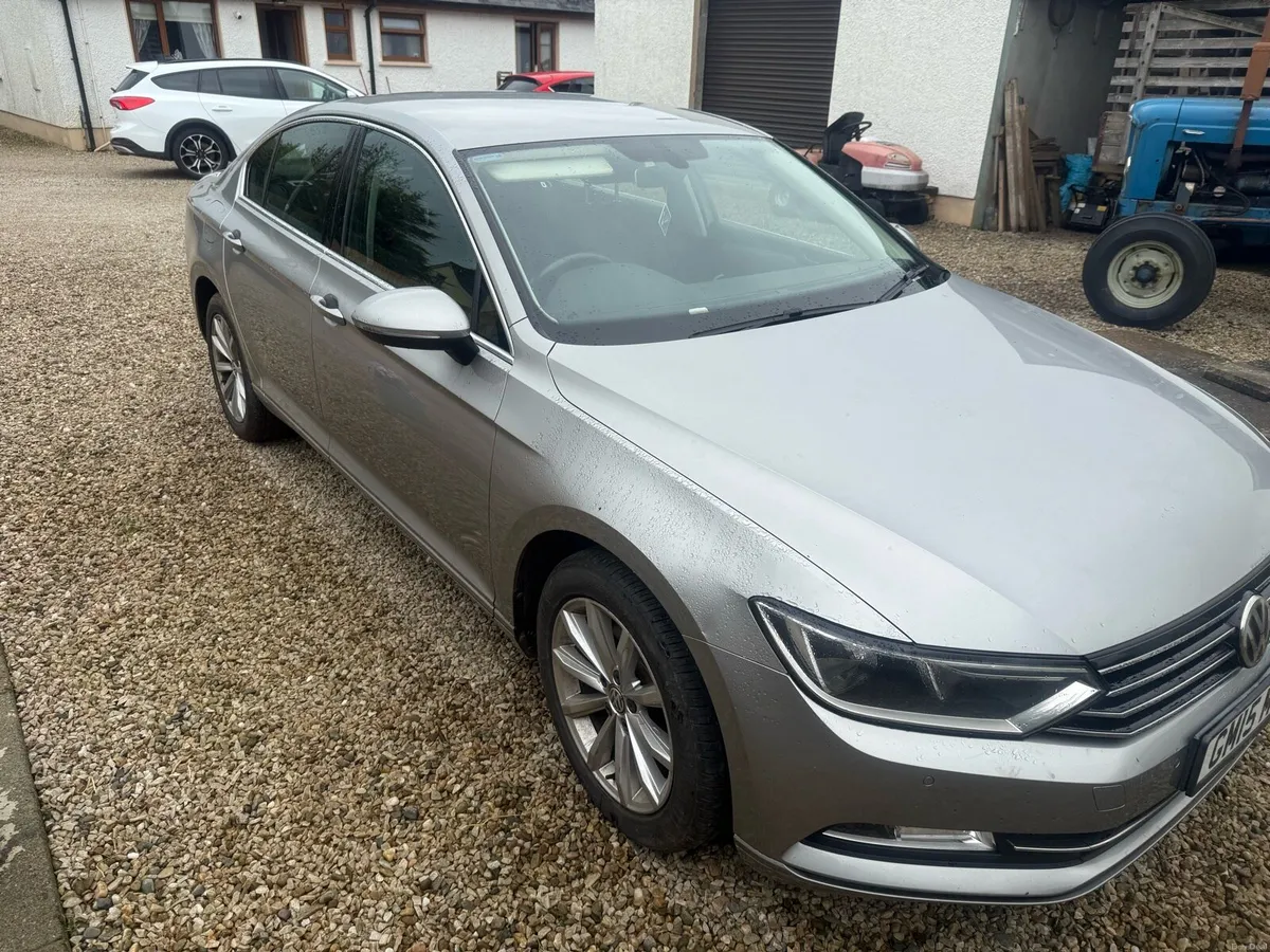 Volkswagen Passat - Image 3