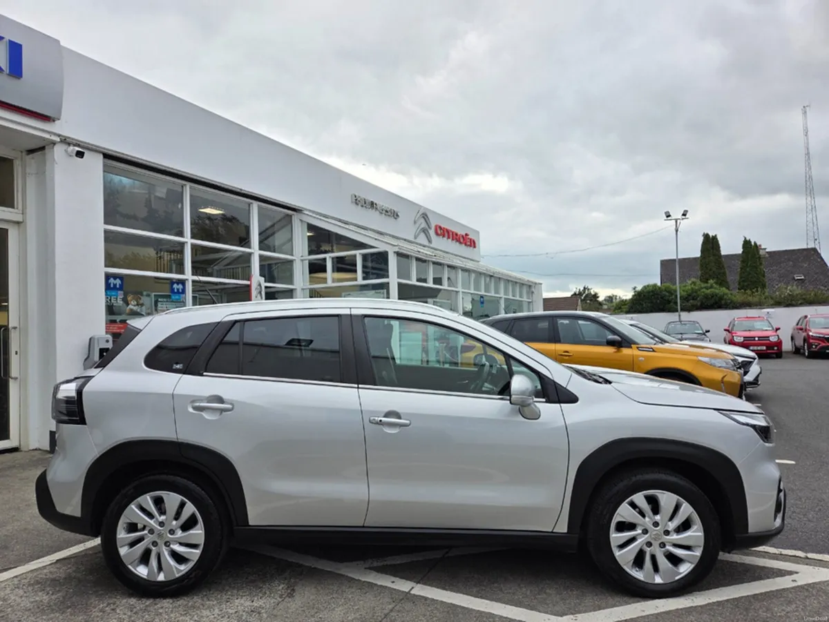 Suzuki SX4 S-Cross 1.4 BOOSTERJET MIL MOTION 5DR - Image 2