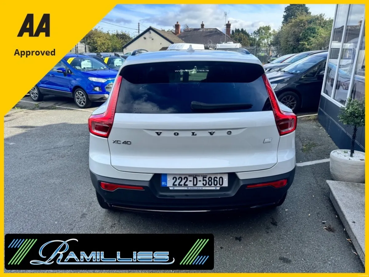 Volvo XC40 DARK Edition T4 Plus Auto, 12 Month War - Image 3