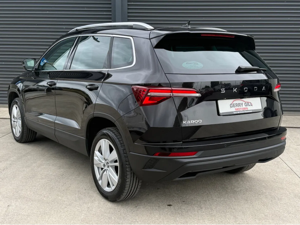 Skoda Karoq SELECTION 2.0 TDI 115HP  * Reverse Cam - Image 6