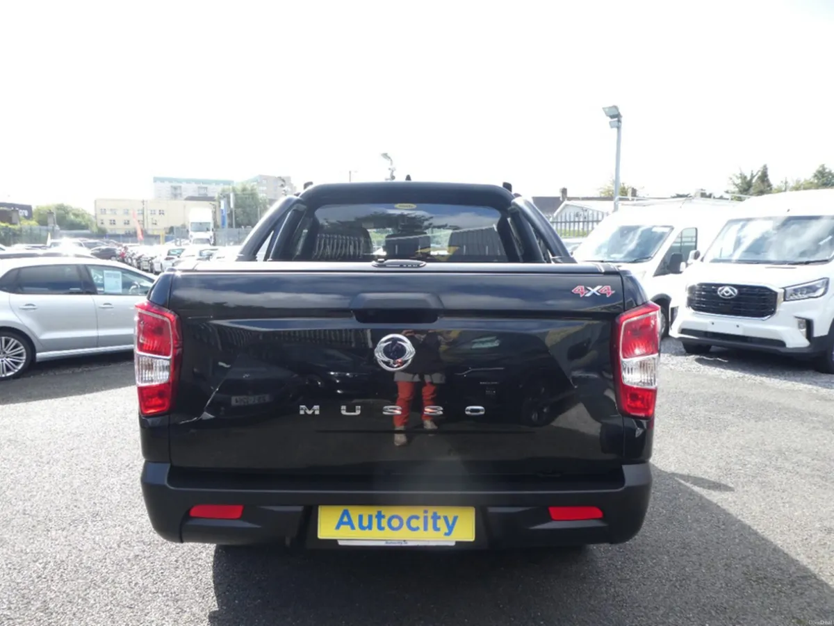 SsangYong Musso EL AT P/T 4WD WITH ROLLER SHUTTER - Image 5