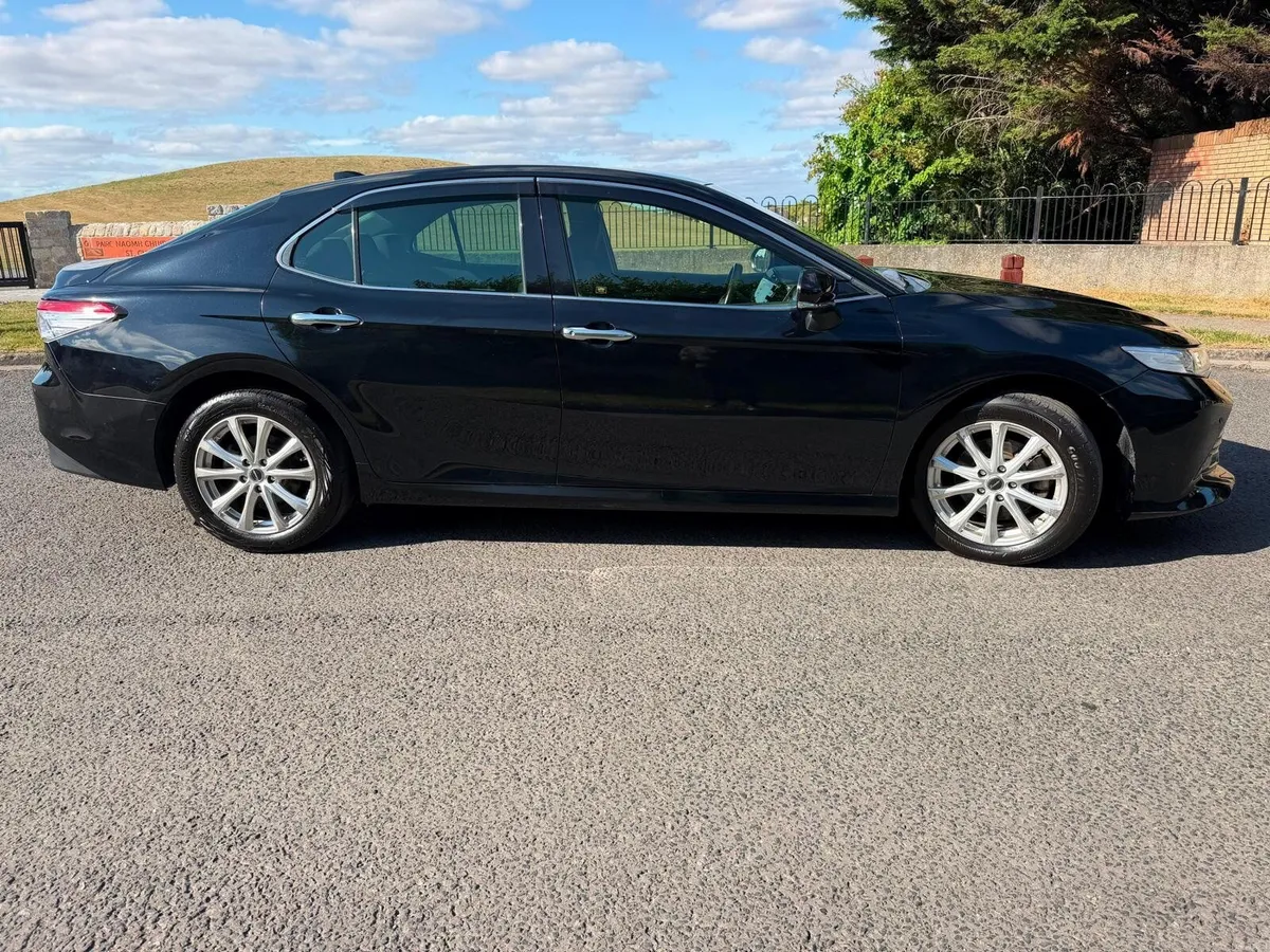 Toyota Camry 2021—Taxi plate available seperately - Image 5