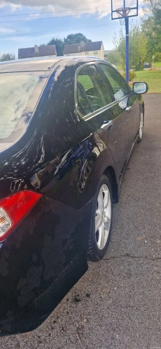 Honda accord 2.2  i-dtec 2011 - Image 4