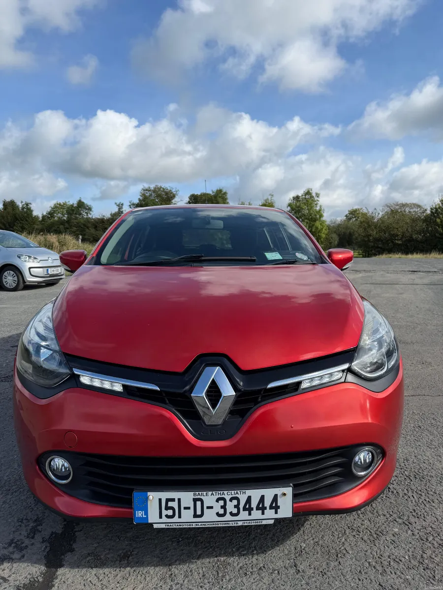 Renault Clio 2015 - Image 1