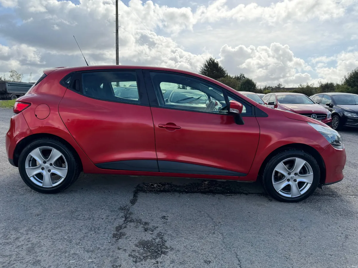 Renault Clio 2015 - Image 5