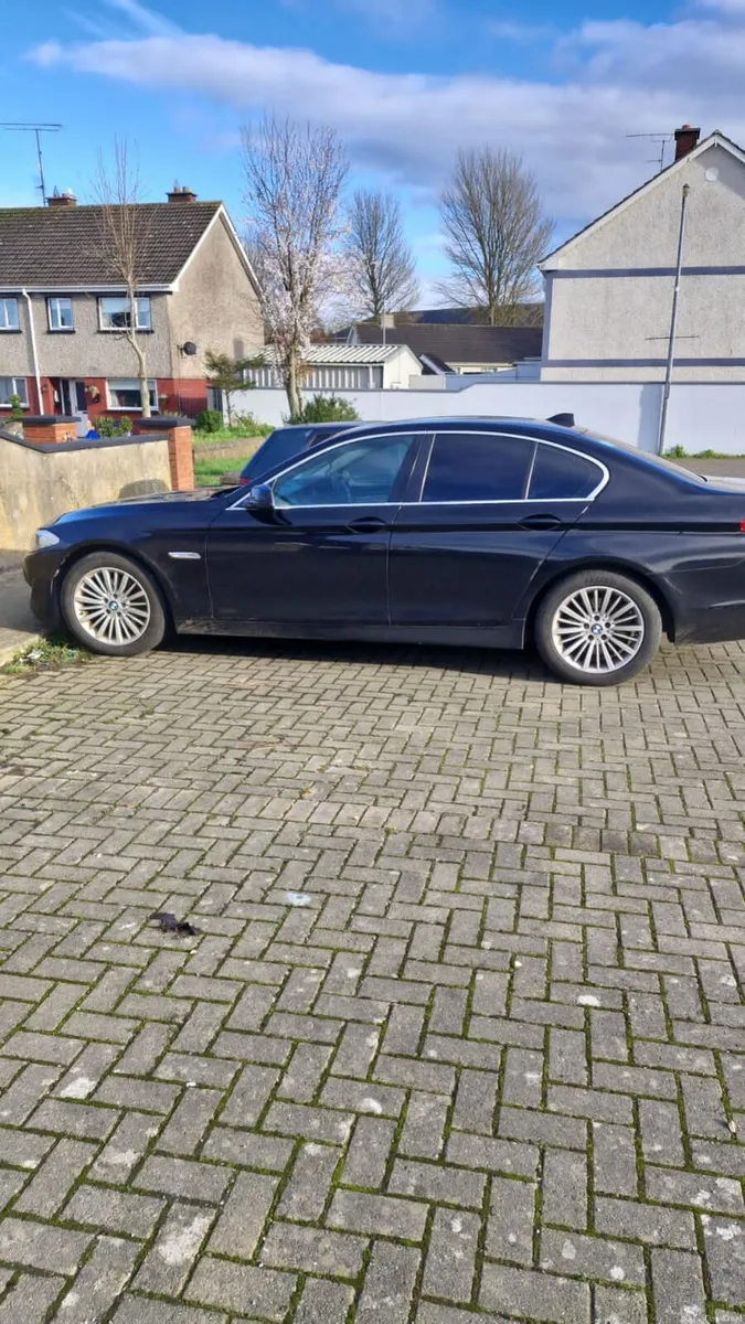 BMW 520d Automatic - Image 5