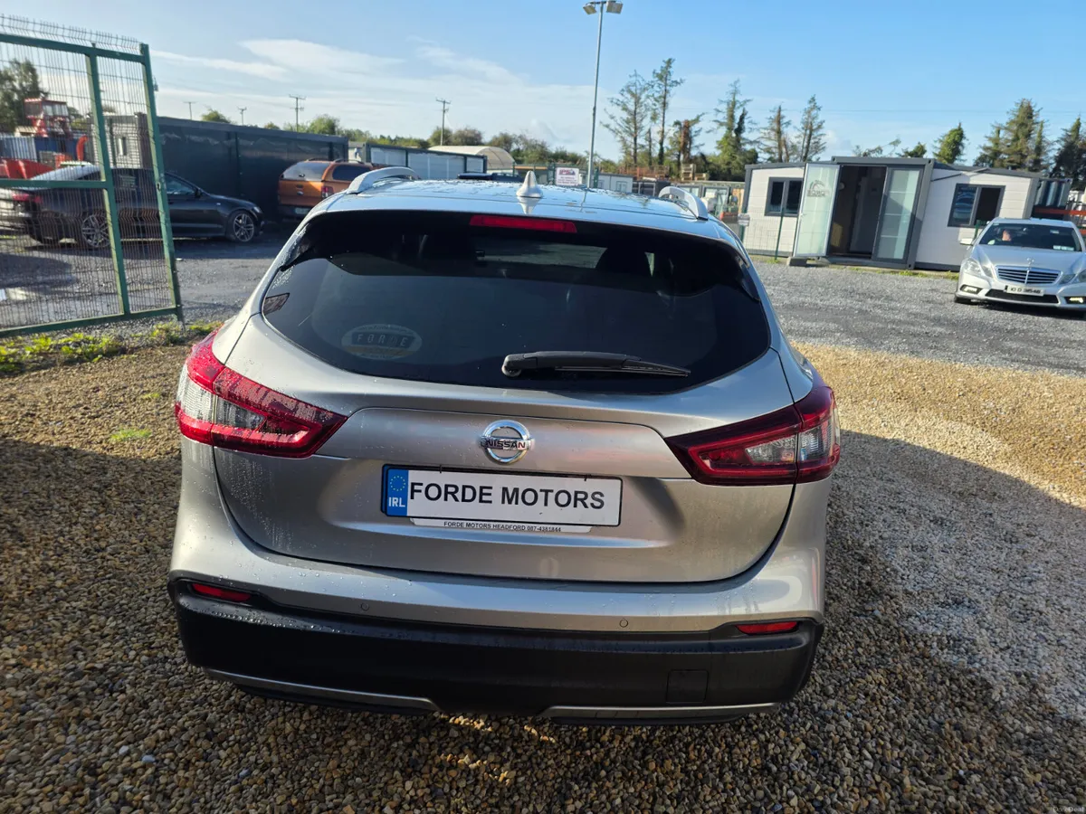 Nissan Qashqai  Automatic 2020 - Image 5