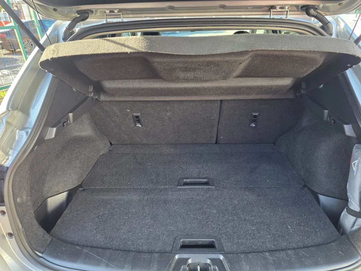 Nissan Qashqai  Automatic 2020 - Image 6