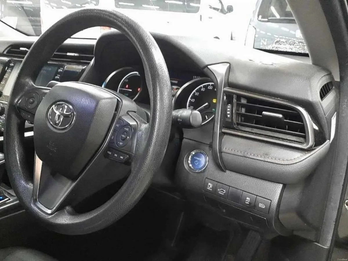 Toyota Camry 2.5 HYBRID AUTOMATIC - CRUISE CONTROL - Image 3