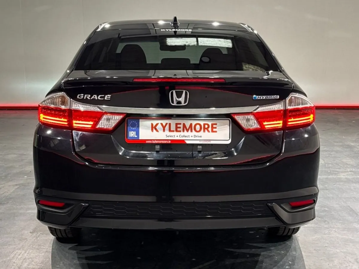 Honda Grace 1.5 HYBRID AUTOMATIC - MULTI FUNCTION - Image 4