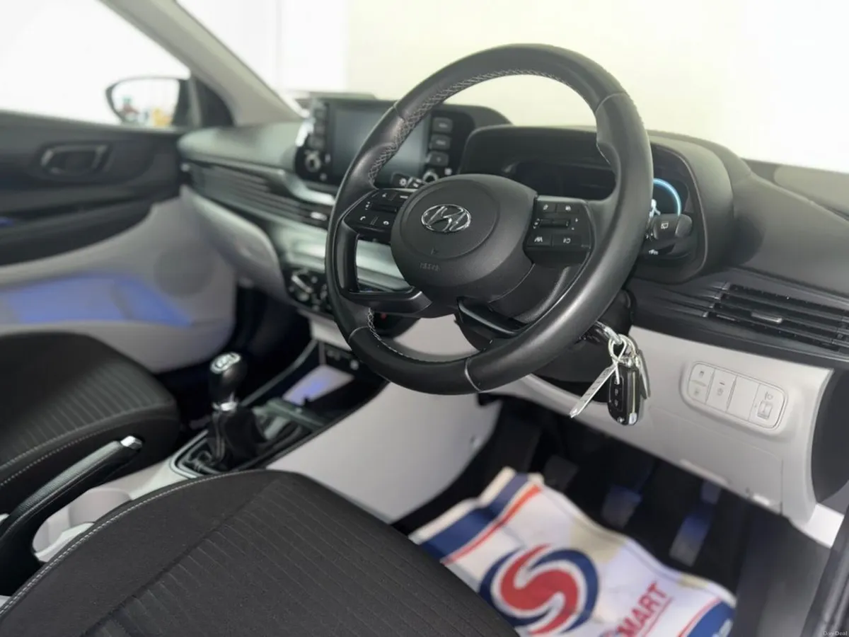 Hyundai i20 Deluxe Plus 5DR - Image 2
