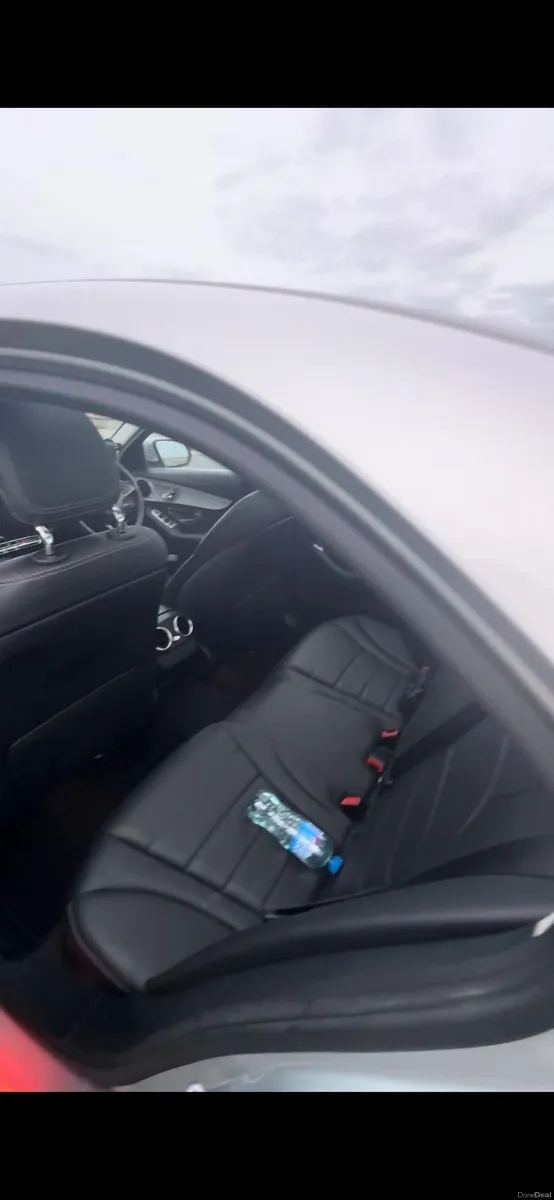 Mercedes-Benz C-Class 2017 - Image 6