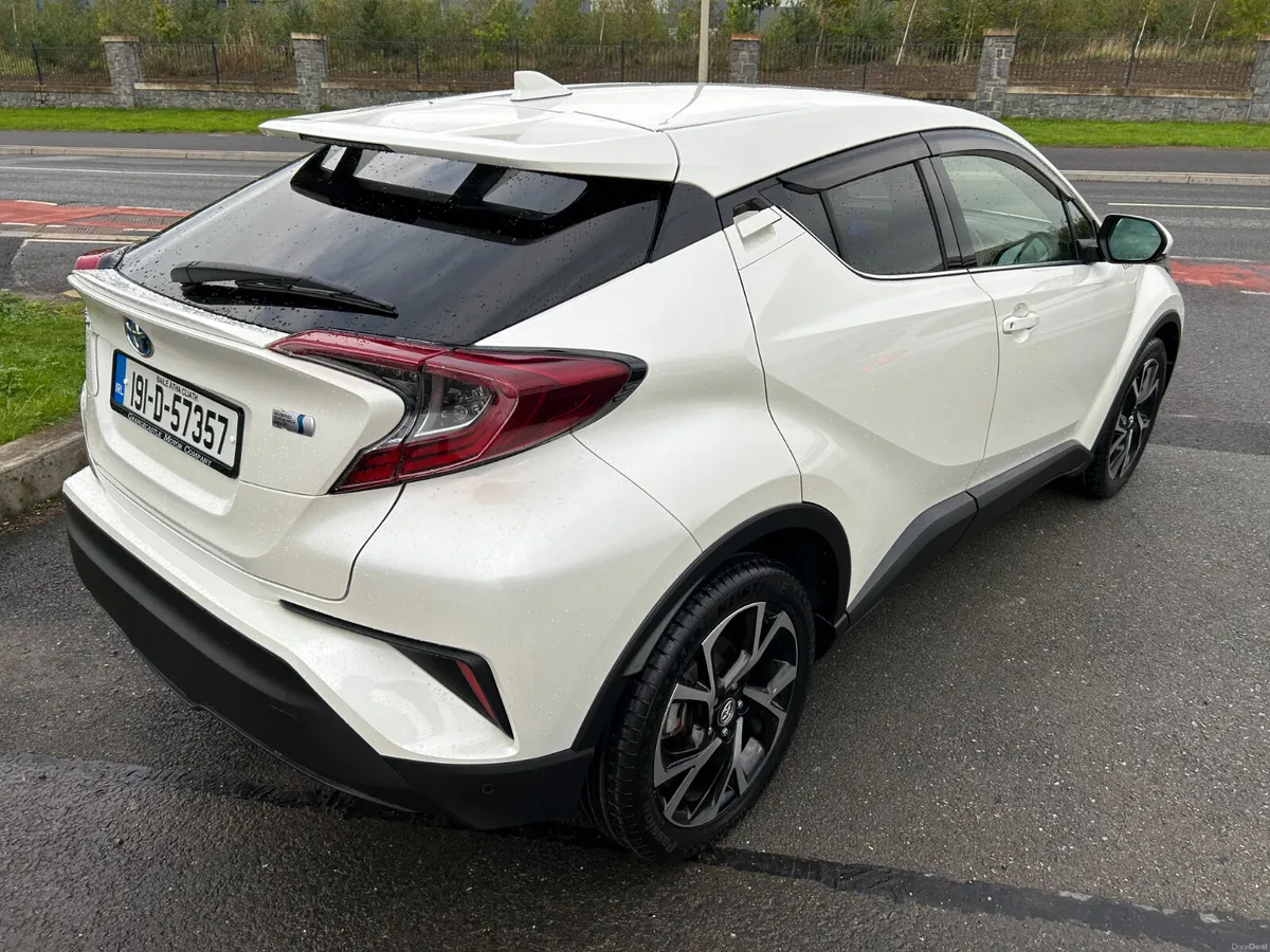 Toyota C-HR 2019, 1.8 HYBRID AUTO LOW KM HIGH SPEC - Image 6