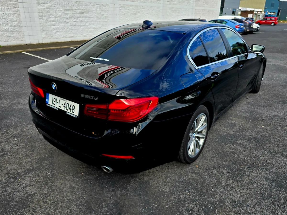 2019 BMW 520d  2.0 Diesel 190hp Automatic - Image 4