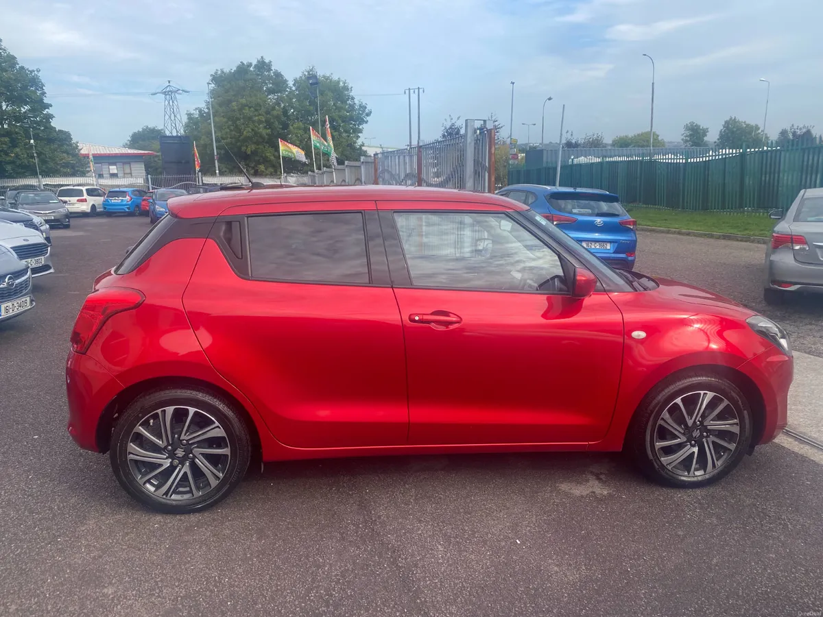 Suzuki Swift 2022 ONLY 49KLMS - Image 3