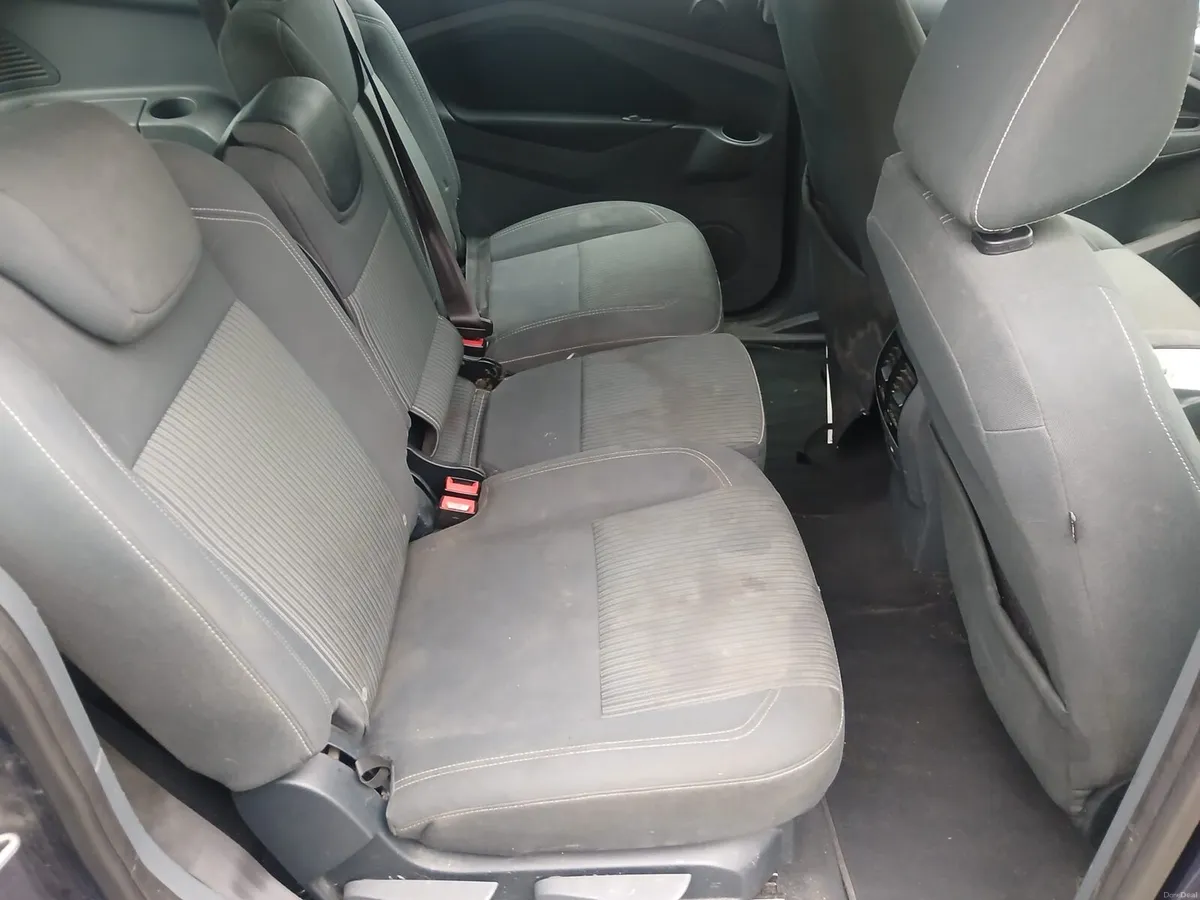 Ford c-max - Image 6