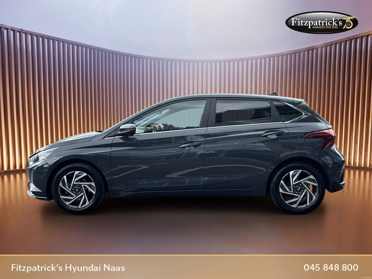 Hyundai i20 Deluxe Plus 1.0 Automatic - Image 2
