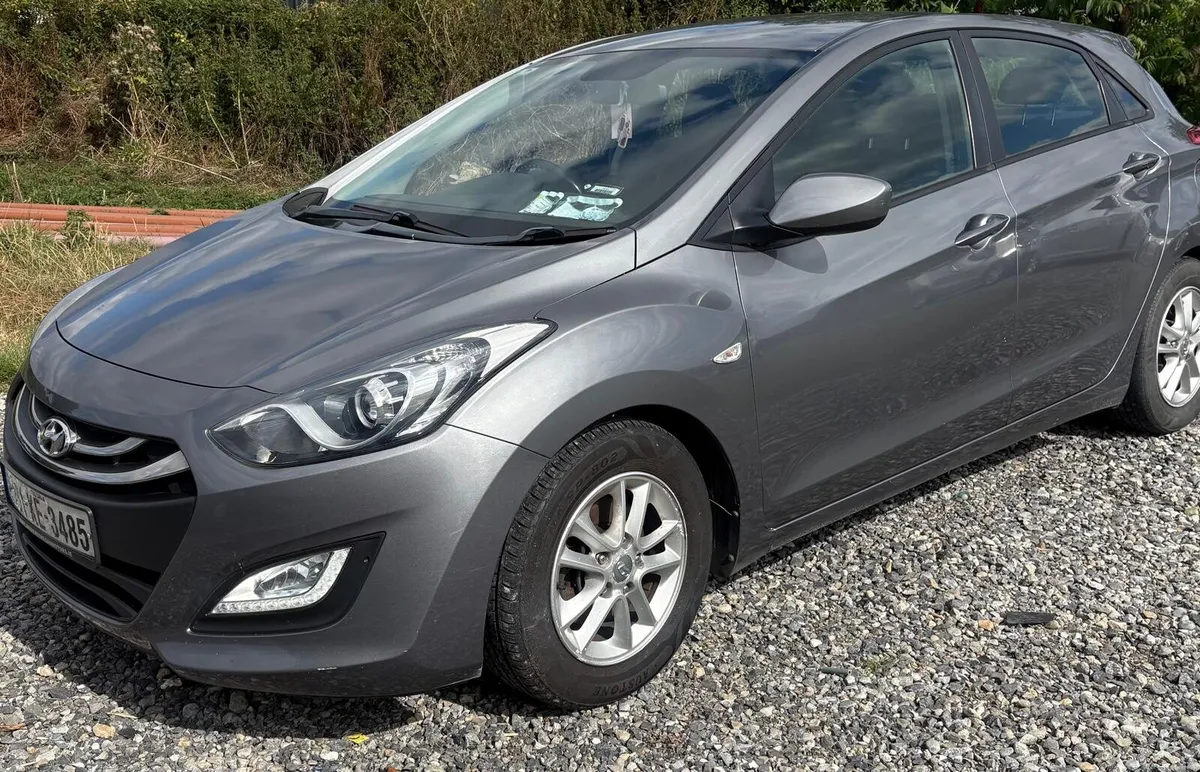 Hyundai i30 - Image 2