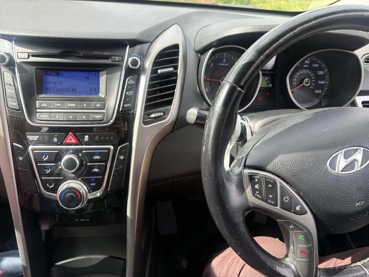 Hyundai i30 - Image 6