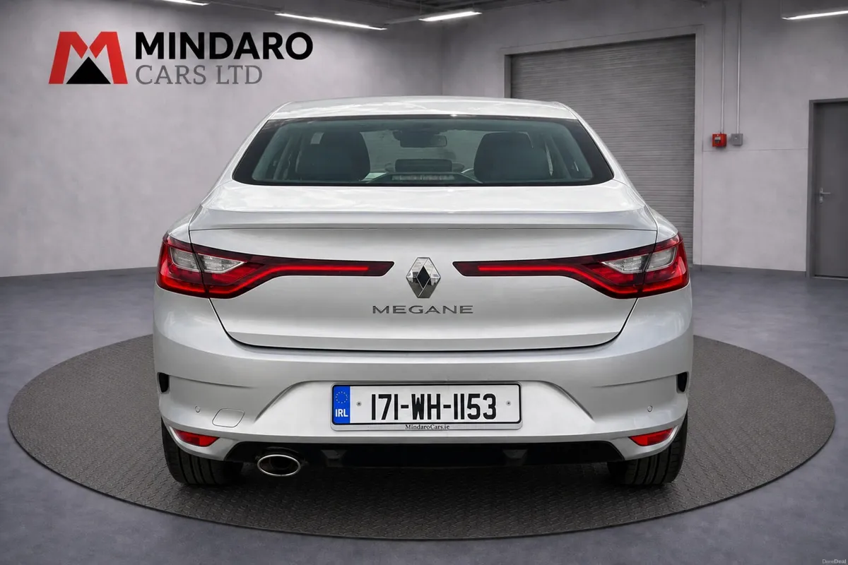 Renault Megane 2017//EXCELLENT CONDITION - Image 2