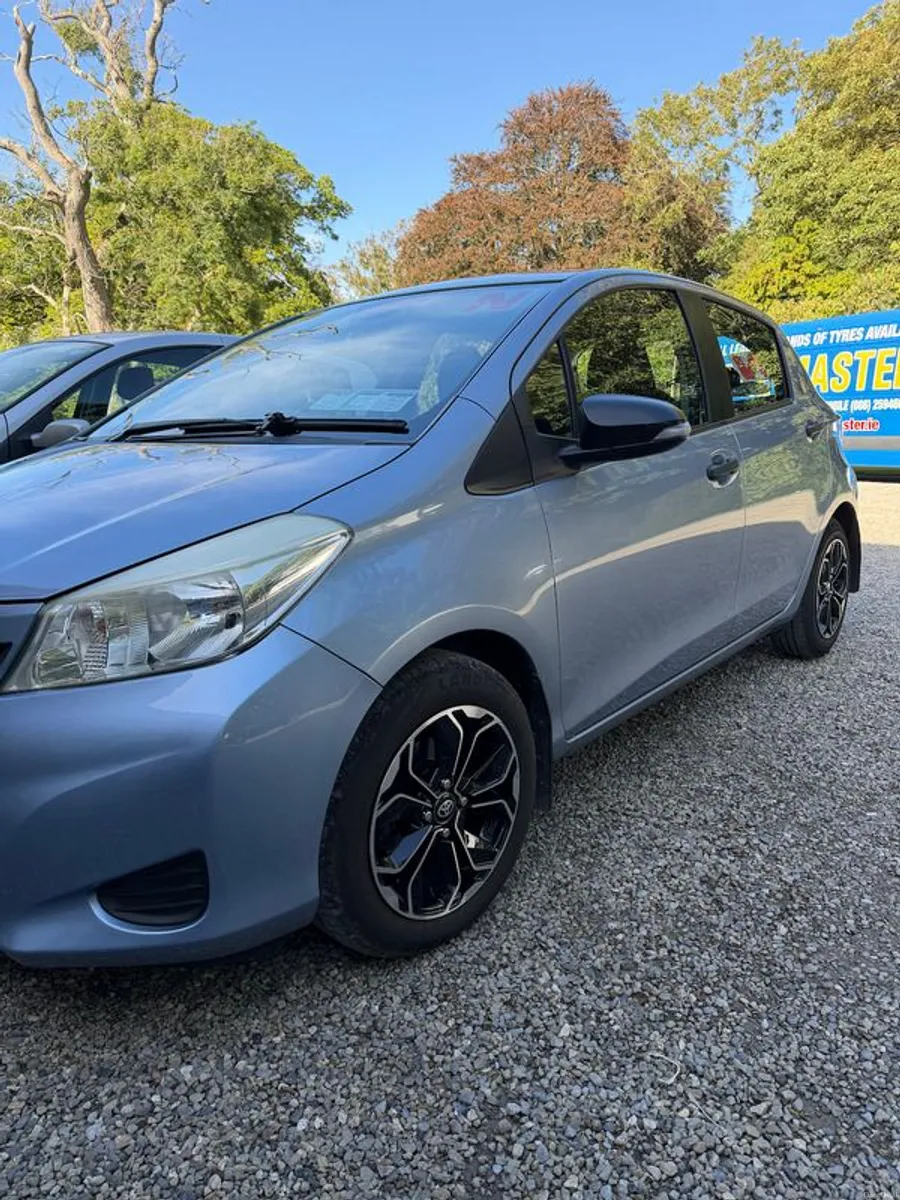 2013 Toyota Yaris - Image 3