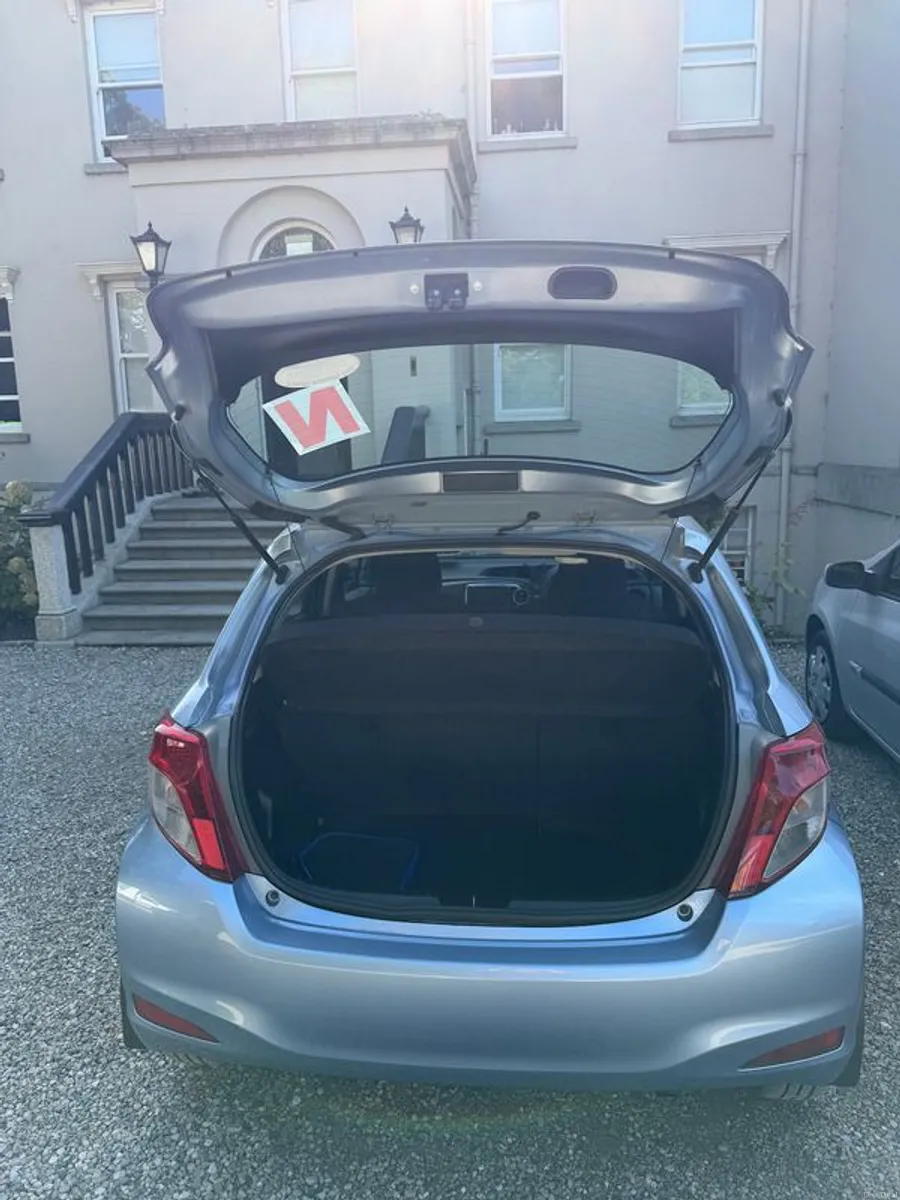 2013 Toyota Yaris - Image 5