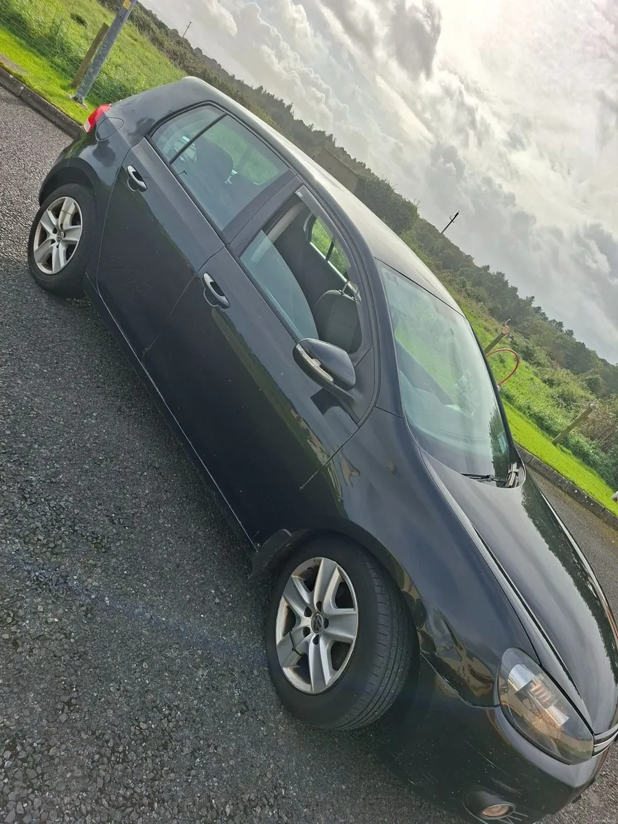 Volkswagen Golf 2010 - Image 6