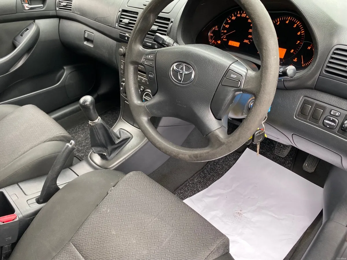 TOYOTA AVENSIS NEW NCT GOOD TIGHT CAR 🚗 - Image 4