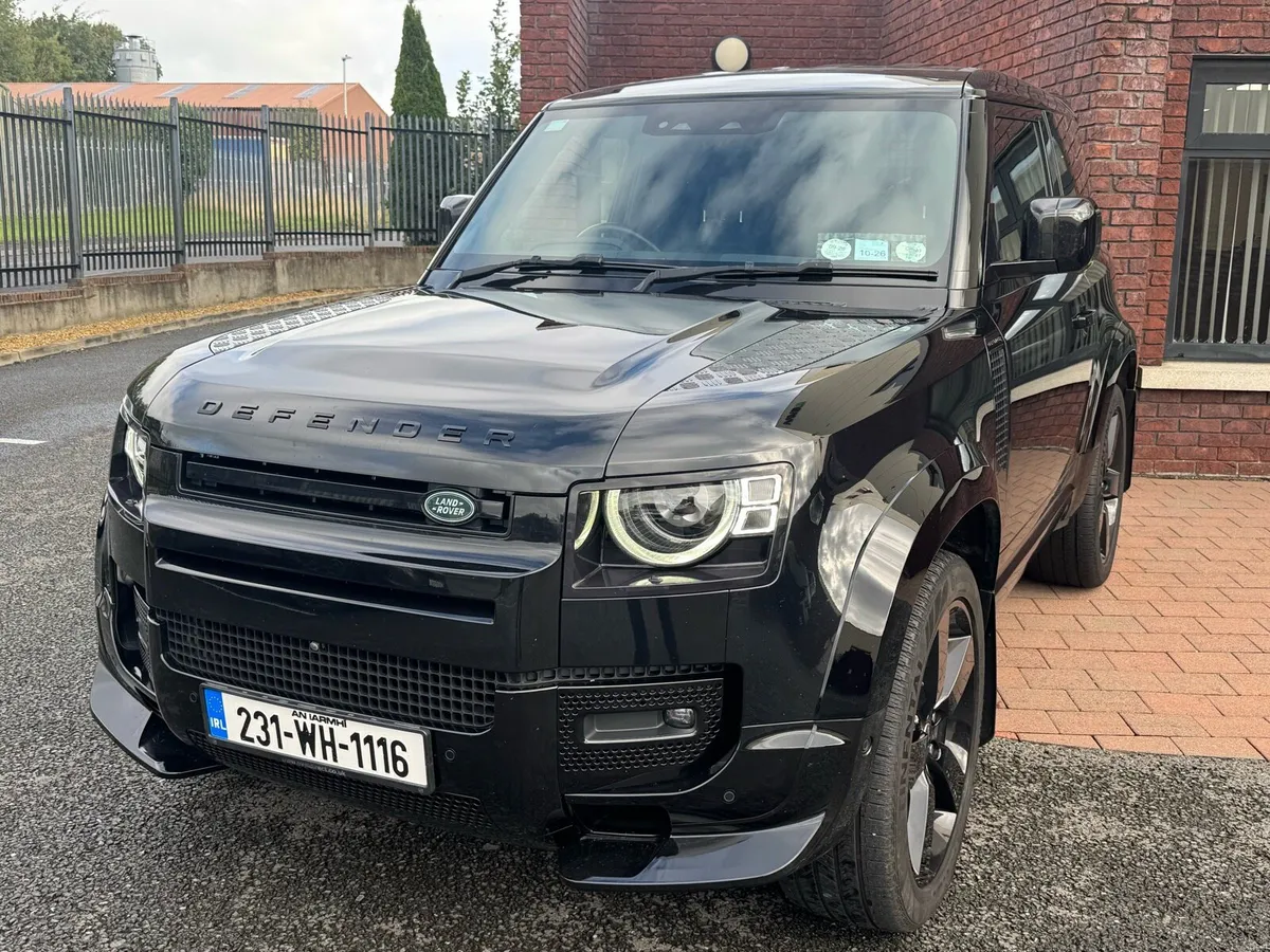 Landrover Defender - Image 4