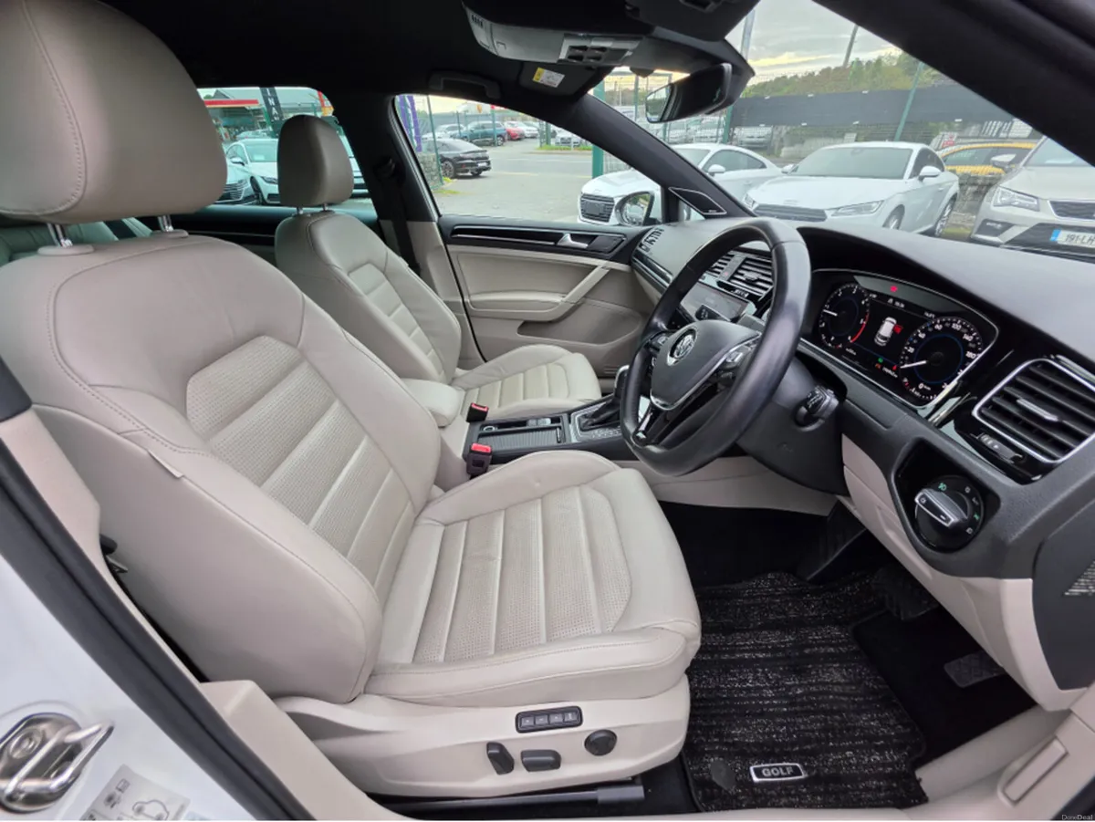 Volkswagen Golf LEATHER ( 192 REG ) 2.0 TDI FULL L - Image 2