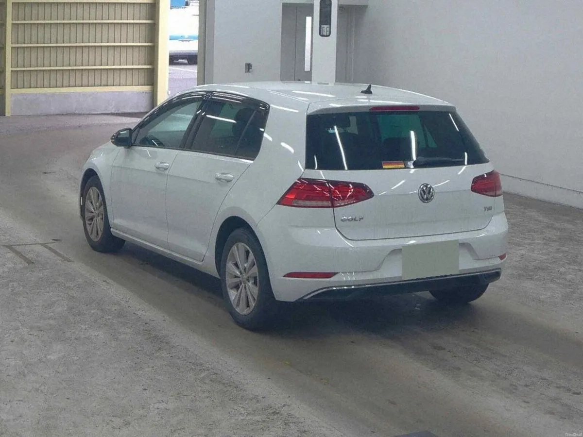 VOLKSWAGEN GOLF 1.2 TSI AUTO 2017 - Image 2