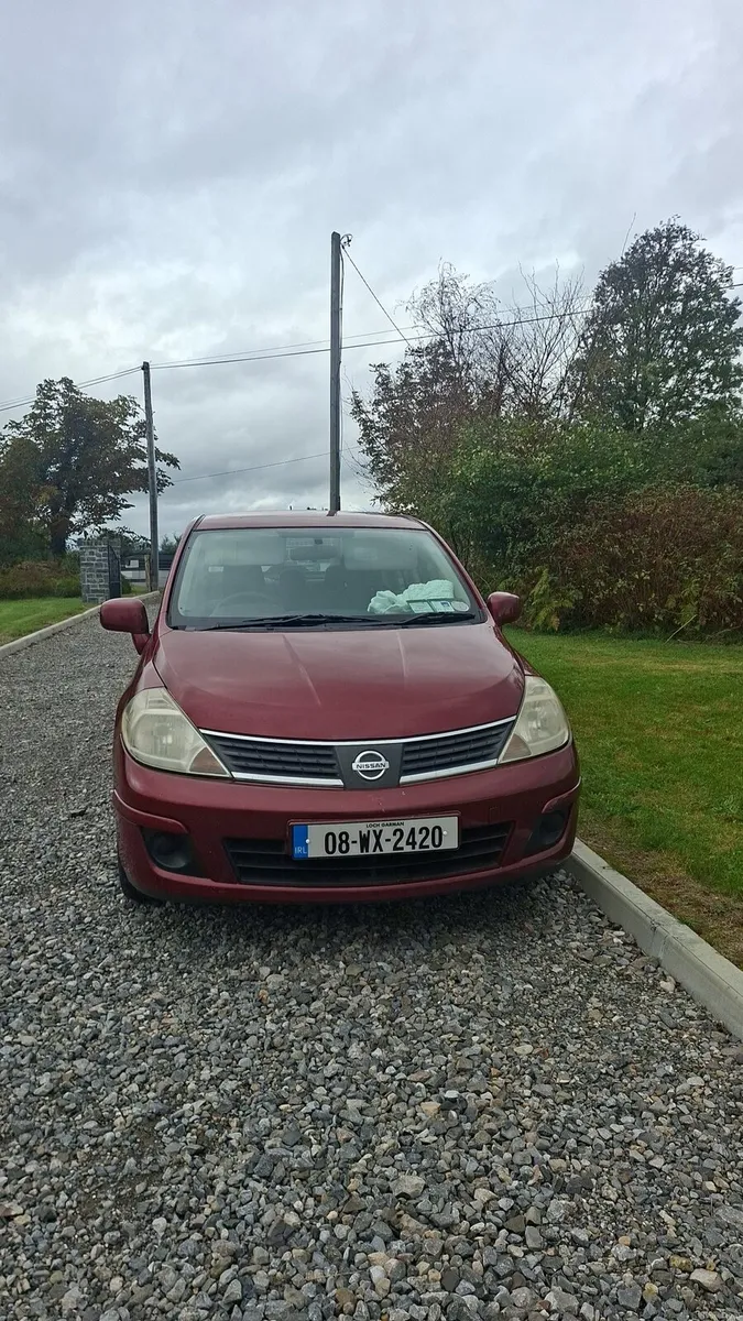 Nissan tida - Image 1