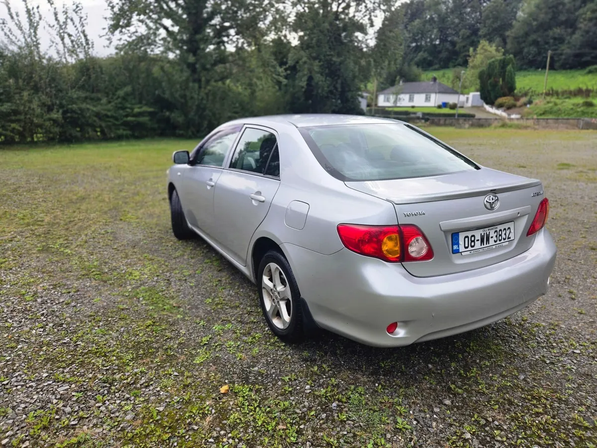Toyota Corolla 2008 - Image 1