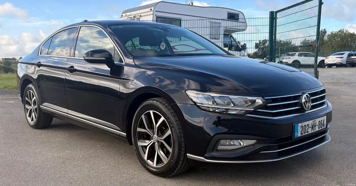 Volkswagen Passat 2020 2.0 Dsg - Image 2