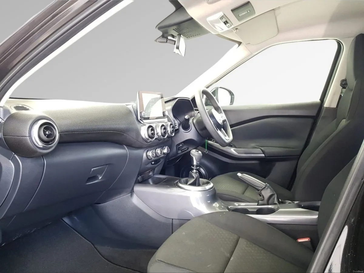 Nissan Juke 1.0T PET 2WD SV €2000 scrappage offer - Image 3