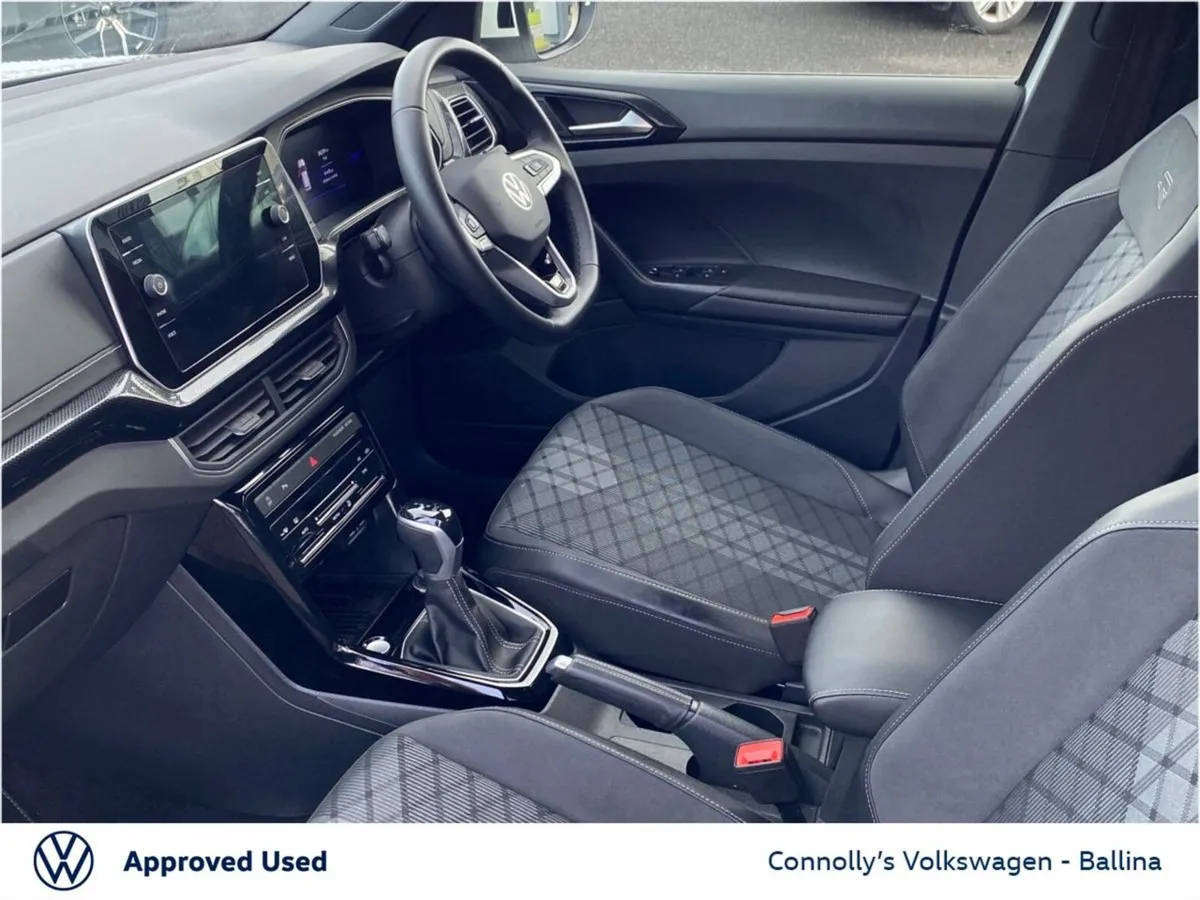 Volkswagen T-Cross T-CROSS R-Line 1.0 TSI D7F 116H - Image 4